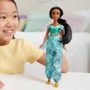 Disney Princess Jasmine Fashion Doll